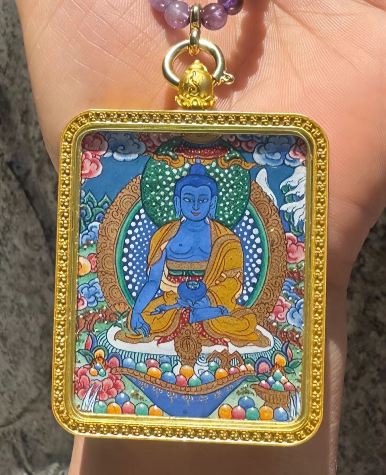 Medicine Buddha-Heals Body and Mind, Illuminates the Darkness of Ignorance