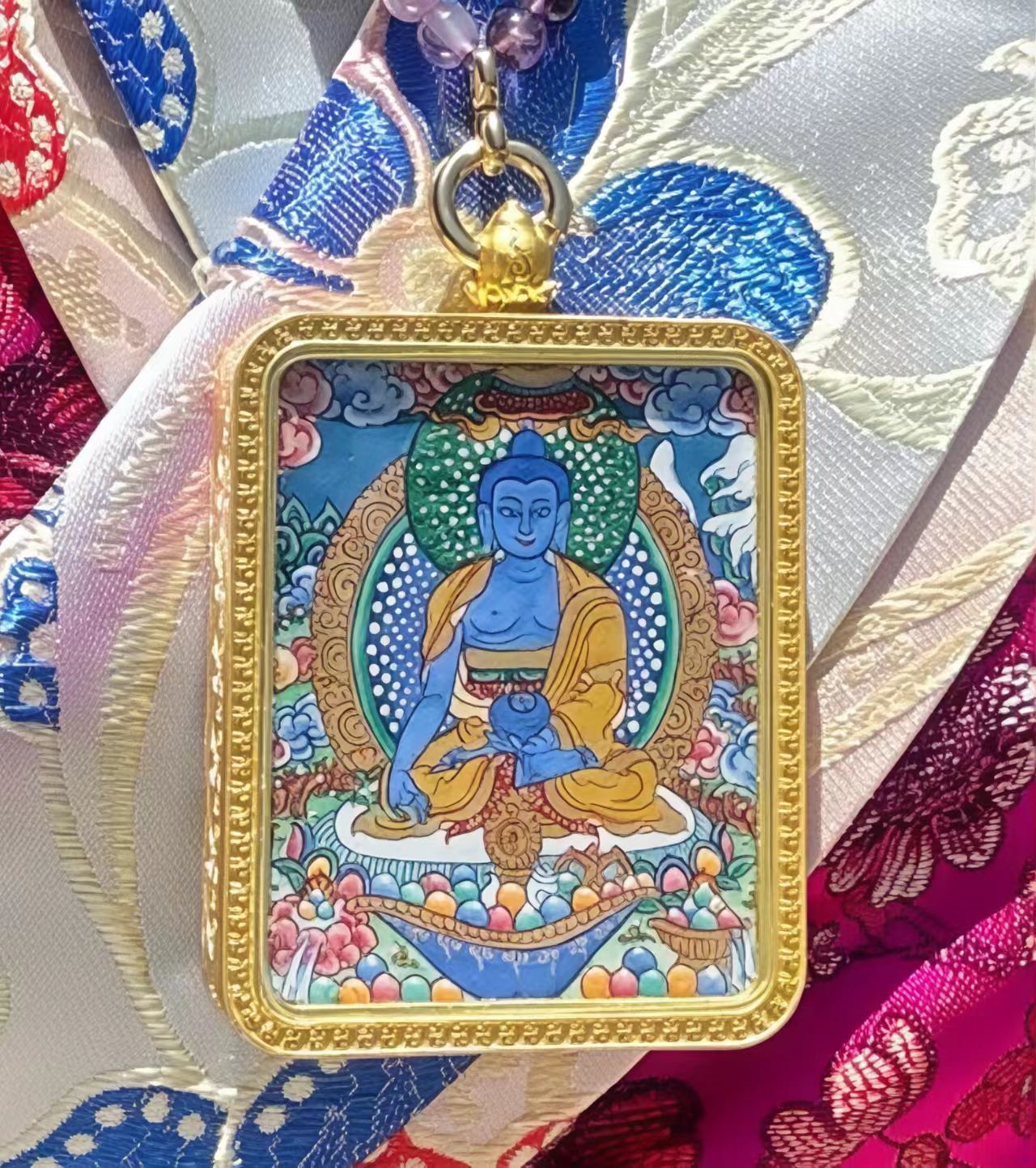 Medicine Buddha-Heals Body and Mind, Illuminates the Darkness of Ignorance